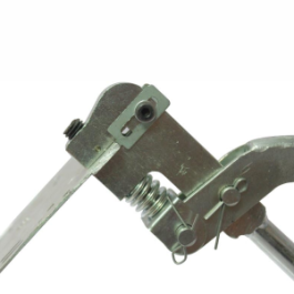 Pince pour rail à placoplâtre
